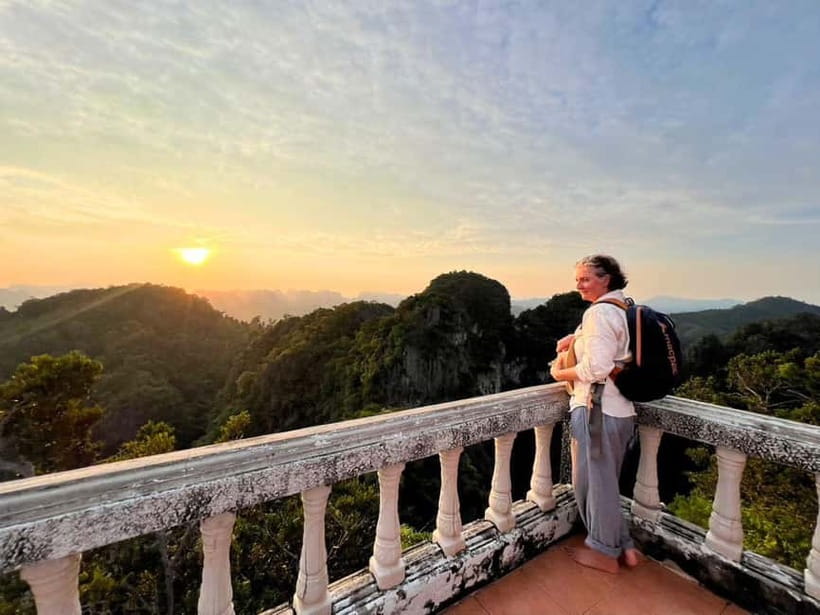Krabi: Tiger Cave Temple Sunset Tour - The 1237 steps: pace, effort level, and the monkey factor