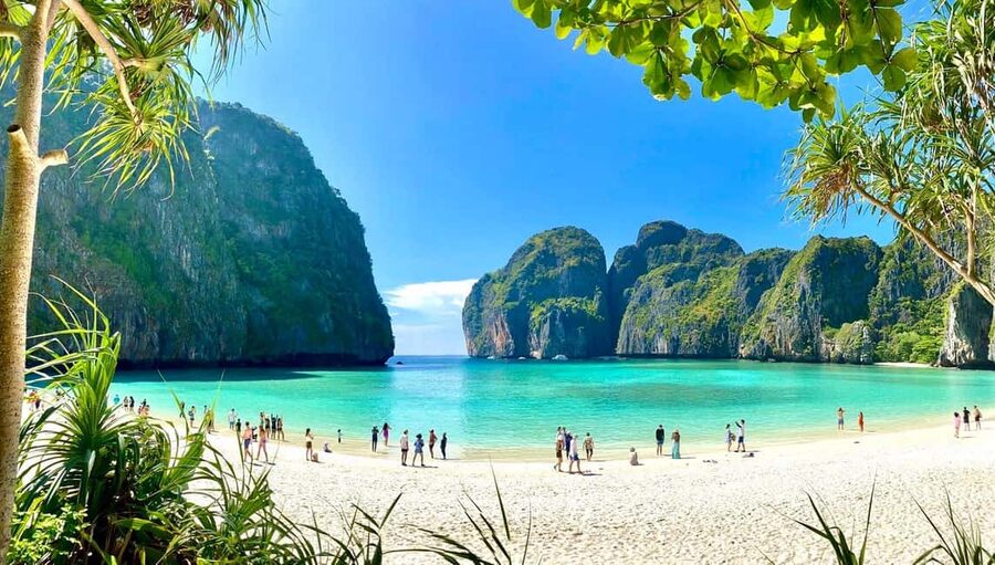 Krabi: Ultimate Phi Phi & Maya Bay Ascent by Speedboat - Key things to know before you go