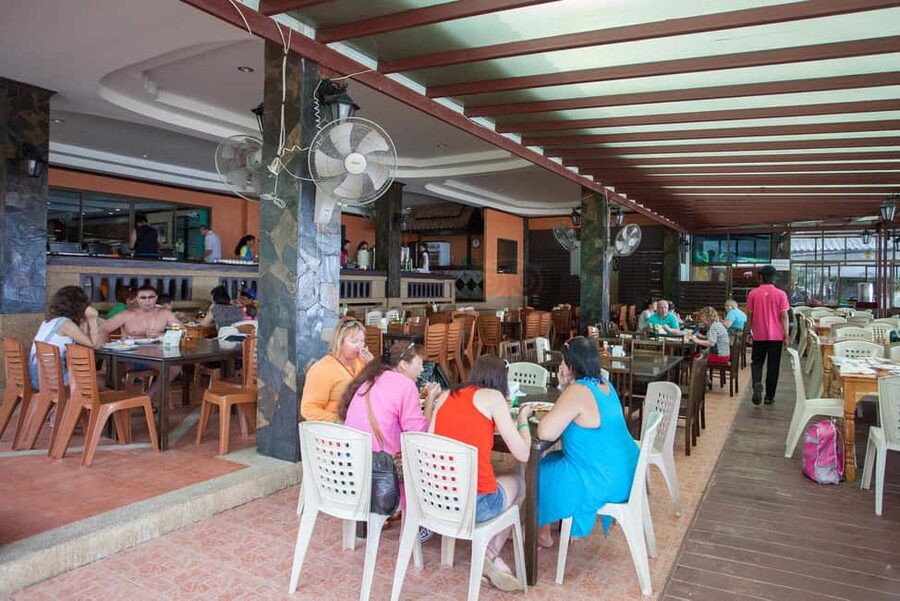 Krabi: Ultimate Phi Phi & Maya Bay Ascent by Speedboat - Phi Phi Don lunch at Arida and Ton Sai free time