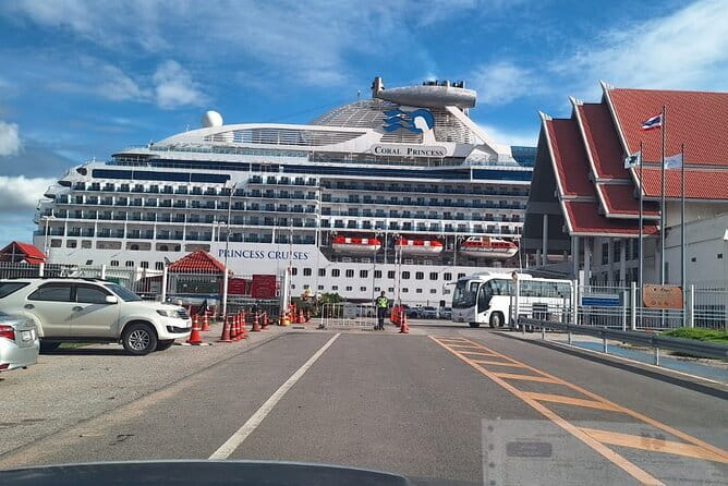 Laem Chabang to Bangkok Landmarks with Entrance Tickets & Lunch - Key highlights worth your attention