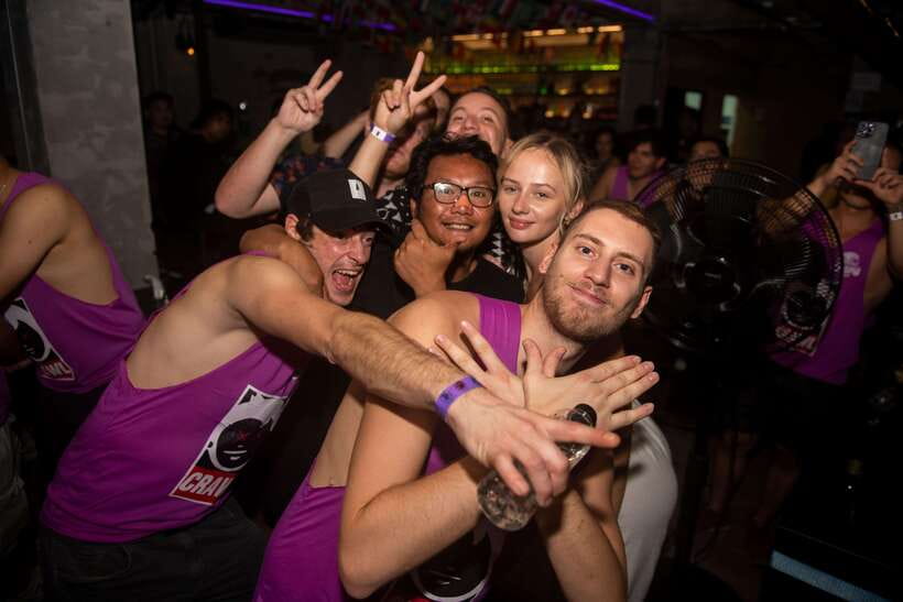 Mad Monkey Bangkok Pub Crawl - Drinks, shots, and your budget: where the extra money goes