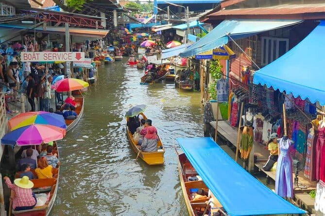 Maeklong Railway and Damnoen Saduak Floating Market Tour - Meeting Point and the 7:30 am Start You Should Plan For