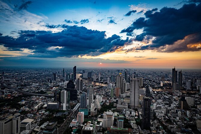 Mahanakhon Sky Walk Tour in Bangkok - Key things to know before you go