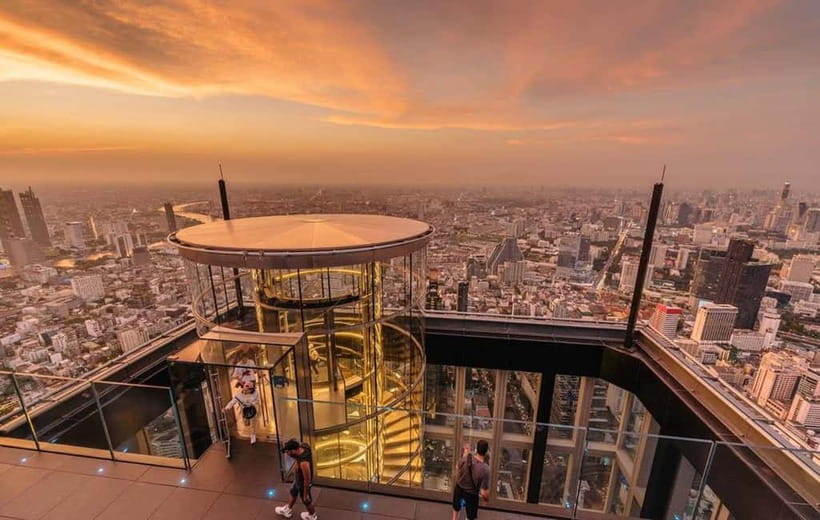 Mahanakhon SkyWalk Entry Ticket - First stop: King Power Mahanakhon Building and the lift-to-views rhythm