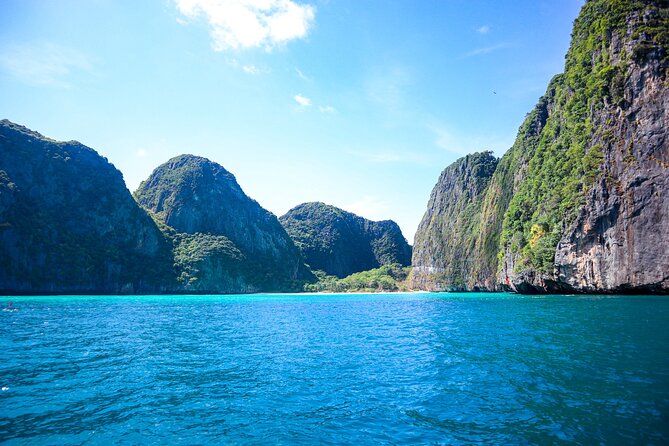 Maya Bay, Phiphi Island & Khai Day Trip with transfer from Phuket - Snorkeling with provided gear: what to expect on this route
