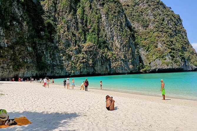 Maya Beach, Bamboo Island & Phi Phi Islands Tour From Phuket - Ko Phi Phi Le and Maya Bay: When Crowds Meet Icon Status
