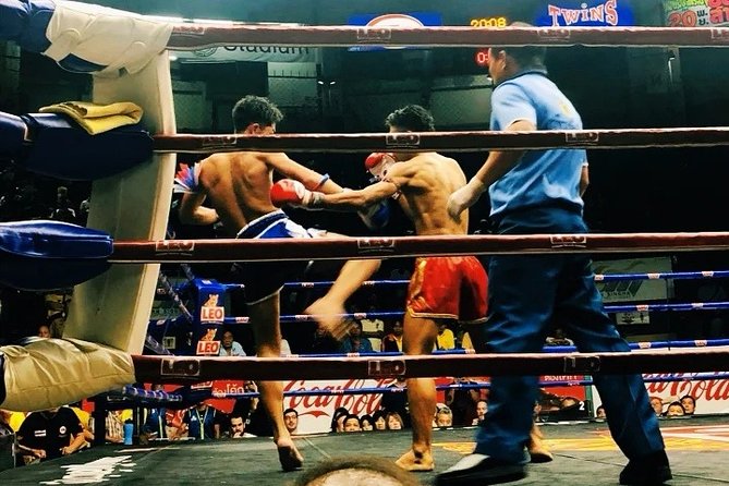 Muay Thai Boxing Show with Ringside Seats at Rajadamnern Stadium - Food, Drinks, and VIP Perks: What to Expect Without Surprise Costs