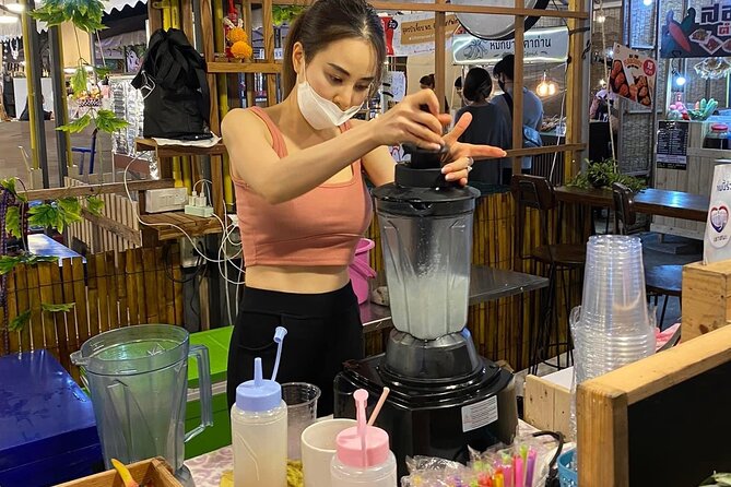 Night life in Bangkok - Jodd Fairs Train Night Market(Joint) - Key Highlights You Should Care About