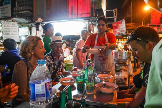 Night Street Food Tour of Bangkok's Chinatown - How the guides make the night work, even in traffic and crowds