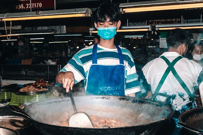 Northern Flavours Chiang Mai Food Tour with 15+ Tastings - Riding in a rod daeng: the practical magic of getting around