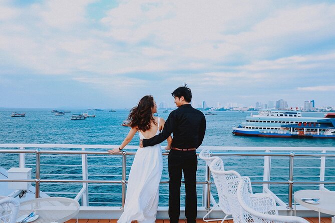 Ocean Sky Pattaya Dinner Cruise with Live Entertainment - Live entertainment timing: cabaret plus macho show