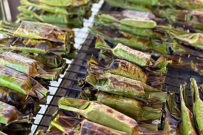 Old Town Chiang Mai Food Tour with 10+ Local Dishes Tastings - Chiang Mai Old Town, but Taste-First