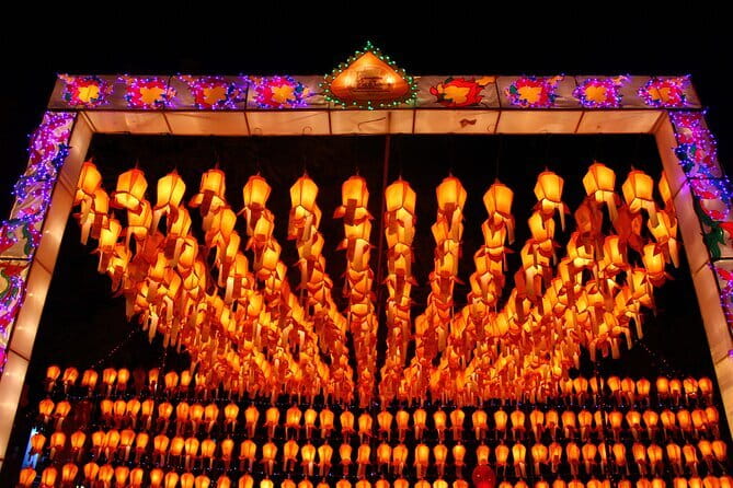 Old Town History and Culture Walking Tour at Chiang Mai - Wat Chedi Luang: 14th-century ruins, UNESCO restoration, and monk talks