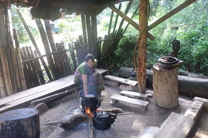 One day Doi Inthanon National Park & Trekking on Kew Mae Pan - Stop 1: Doi Inthanon National Park and the tallest-peak moments