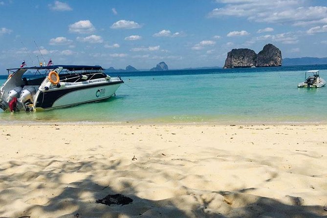 Oneday Tour 4 Islands and Emerald Cave By Tin Adventure Sea Tour from Koh Lanta - Emerald Cave (Tham Morakot): the highlight moment