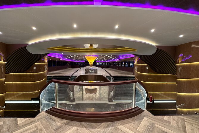 Opulence Buffet Dinner Cruise & Cultural Show - Rama VIII Bridge views, and why tides can change the story