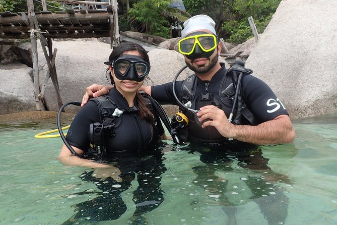 PADI Discover Scuba Diving in Koh Tao - half day and two dives - First water time at Japanese Garden or Mango Bay