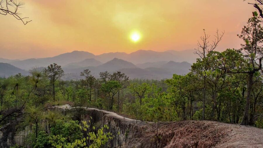 Pai: Sunset Tour with Yun Lai, Pai Canyon, Two Huts - Two Huts at sunset: the relaxed payoff stop