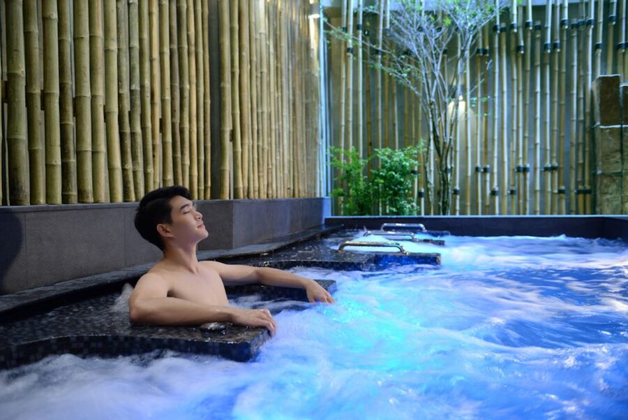 Pattaya: All-Day Pass to Let's relax Spa And Onsen - Finding the Place: Meeting Point in Central Pattaya