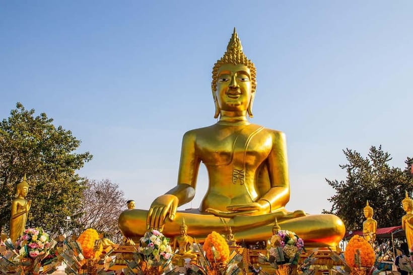 Pattaya: Big Buddha Temple and Night Market Tour - Price and pacing: what $37 gets you in 3 hours