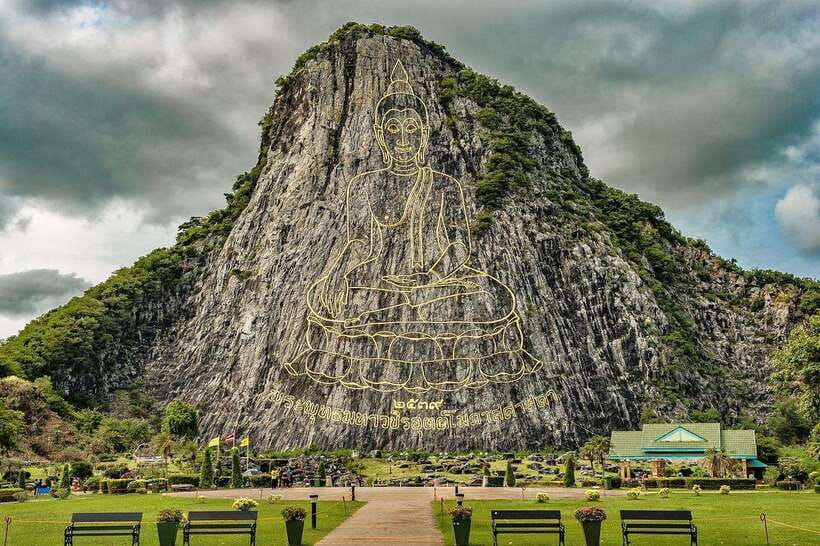Pattaya: Buddha, Floating Market, Gems Museum Tour & Lunch - Bali Hai Pier Photo Stop: Simple, Scenic, and Easy to Enjoy