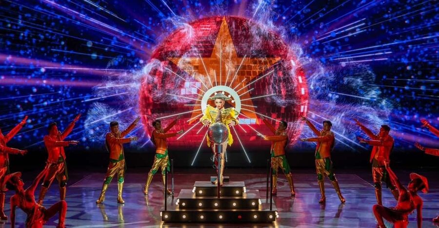 Pattaya: Colosseum Show Experience - Tickets, vouchers, and choosing your seating section
