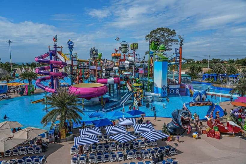Pattaya: Columbia Pictures Aquaverse Entry Ticket - The Mega Wave Pool for music events and film screenings