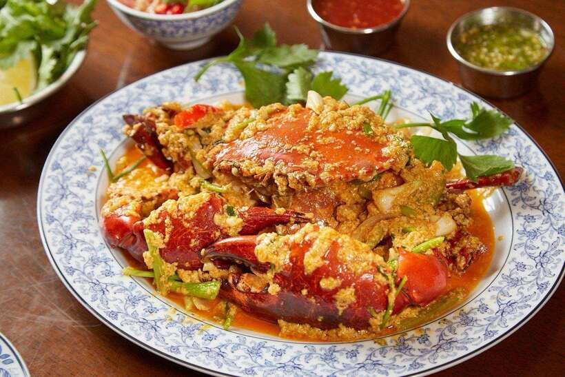 Pattaya: King Seafood Buffet Package - King Seafood on Pattaya Walking Street, with Gulf views