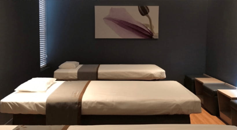 Pattaya: Let's Relax Onsen & Spa Grand Center Point Space - Aroma oil massage and aromatherapy oil massage: two ways to add scent
