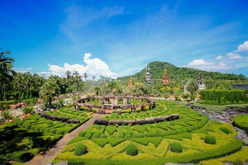 Pattaya: Nong Nooch Tropical Garden Ticket for Foreigners - Shows You Can Actually Plan Around: Muay Thai, Thai Dance, and Elephants