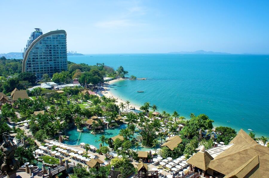 Pattaya: Private Customizeable City Highlights Tour & Driver - Comfort perks you will notice at Jomtien Beach