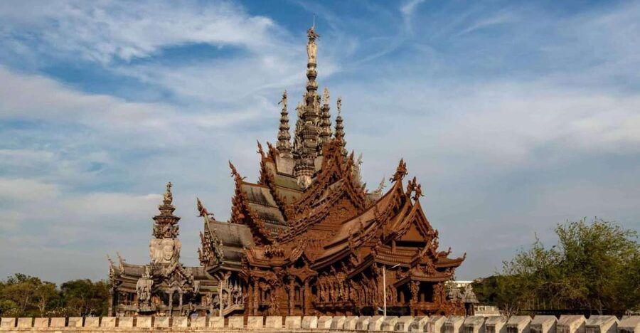 Pattaya: The Sanctuary of Truth Admission Ticket - Entering a Wooden Masterpiece by the Sea