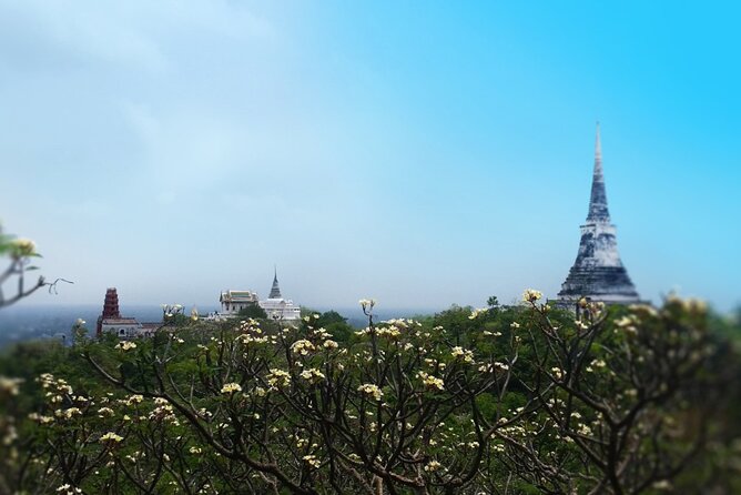 Petchaburi Highlights Khao Luang Cave, Palaces & Temples Group Tour from Hua Hin - Entering Khao Wang (Phra Nakhon Khiri Historical Park) and the Summer Palace Area