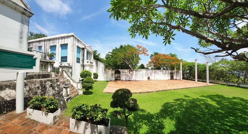 Petchaburi Temples & Royal Palace - small Join Group Tour - Key tour takeaways