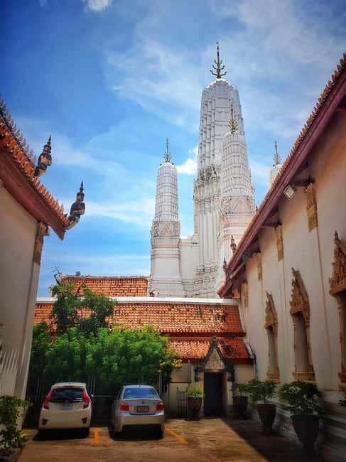 Petchaburi Temples & Royal Palace - small Join Group Tour - Timing, walking, and the dress code that matters