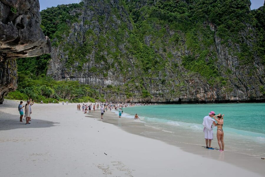 Phi Phi: 7 Island Longtail Boat Snorkeling Tour with Sunset - Who should book this longtail snorkeling tour