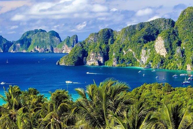 Phi Phi and Khai Islands Snorkeling Tour with Lunch by Speedboat - Royal Phuket Marina check-in and the speedboat ride mindset