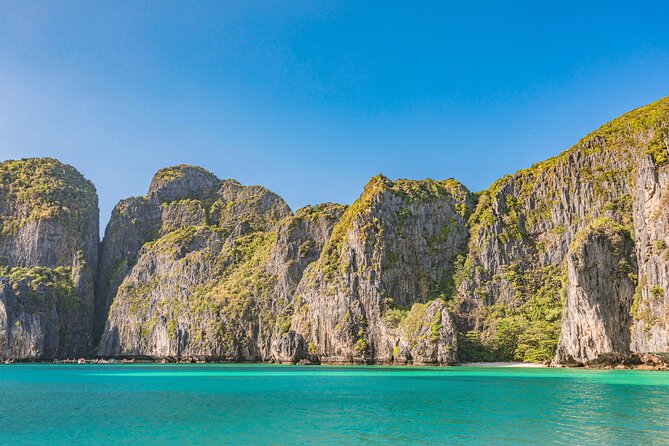 Phi Phi & Bamboo Island Full Day Tour by Premium Speed-Catamaran - Bamboo Island: sand time at the end, not another sprint