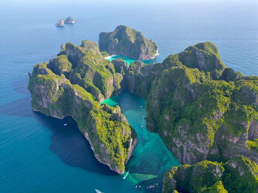 Phi Phi: Half-Day Tour with Maya Bay, Pileh Lagoon & Snorkel - Speedboat style on Phi Phi: why it changes everything