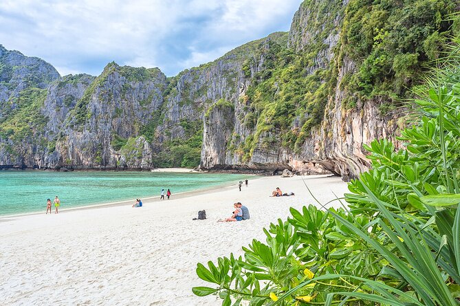 Phi Phi Islands and Khai Islands Snorkeling Tour By Speedboat From Phuket - Phi Phi Lee Again, Pi Leh Bay, Then Maya Bay’s Short Photo Window