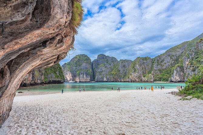 Phi Phi Islands and Khai Islands Snorkeling Tour By Speedboat From Phuket - Snorkeling Reality Check: Why Some People Feel Happy, Others Feel Shorted