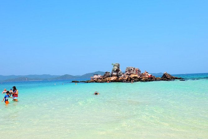 Phi Phi Islands One Day Tour by Speedboat From Phuket - Lunch on the beach: when buffet pacing matters