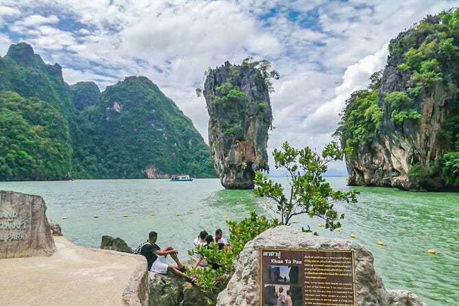 Phi Phi Islands Speedboat Tour: Khai & Maya - Khai Nok Island: 1-hour beach time with fish and optional water activities