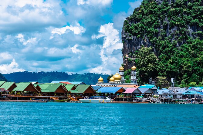 Phi Phi + James Bond islands Full day - Combo - Bamboo Island snorkeling and Monkey Beach wildlife