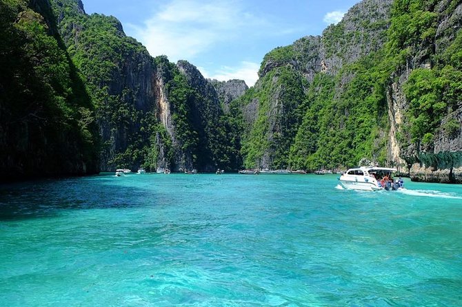 Phi Phi, Maya Bay and Khai Islands Tour By Seastar Andaman From Khao Lak - The real vibe: a fast, structured Phi Phi and Maya Bay circuit from Khao Lak