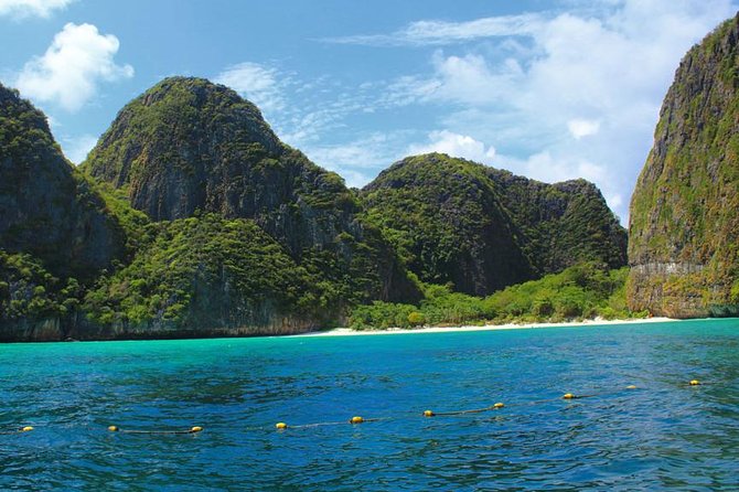 Phi Phi, Maya Bay and Khai Islands Tour By Seastar Andaman From Khao Lak - What the guides and crew do well
