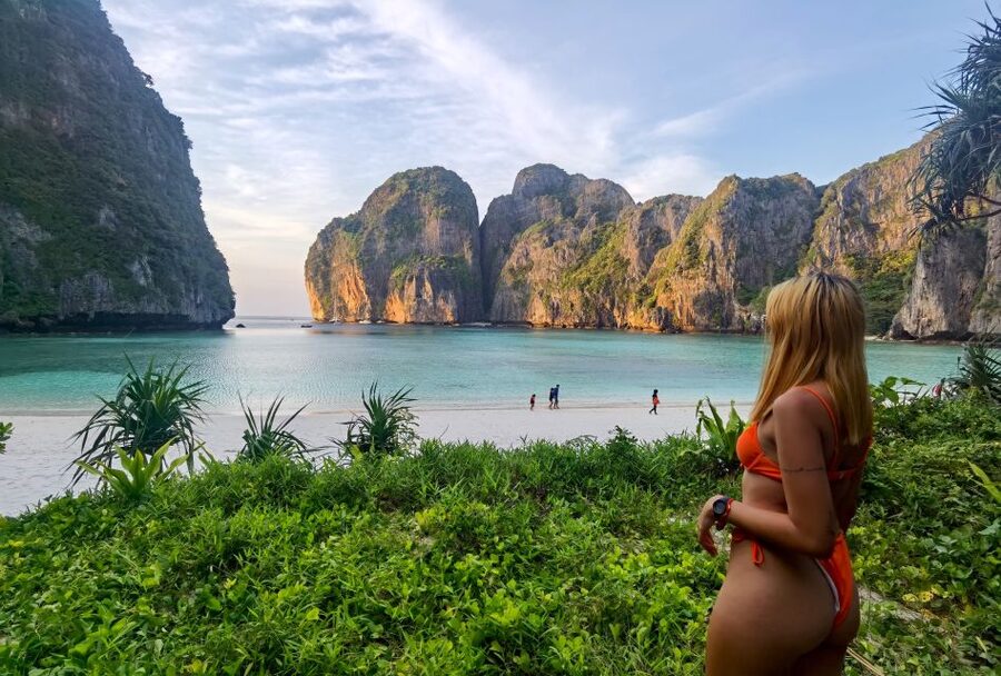 Phi Phi: Morning Speedboat Tour to Maya Bay with Snorkel - Phi Phi Morning Speedboat, The Smart Way to See Maya Bay