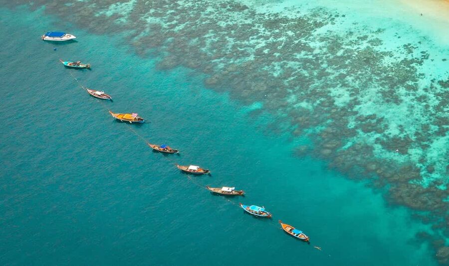 Phuket: Coral Island Snorkeling & Promthep Sunset Dinner - The Yacht Dinner Moment: Fresh Thai Food, Sea Air, and a Golden Hour Plan