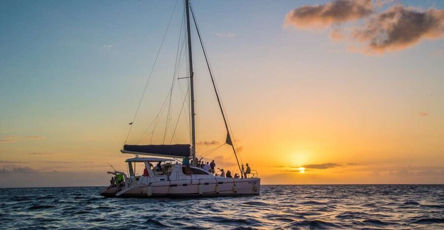 Phuket: Coral Island & Sunset Dinner by Sailing Catamaran - Koh Hey Coral Island: white sand time plus real water fun