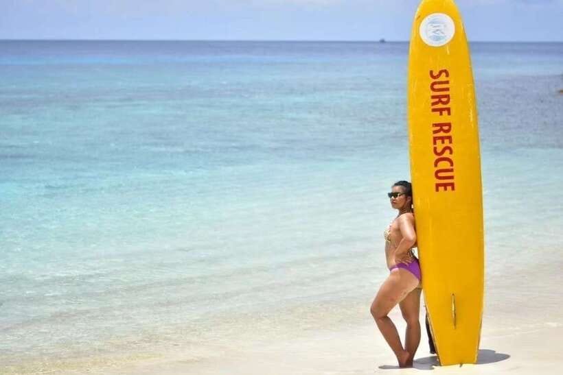 Phuket: Coral Yacht Boat Tour to Coral Island with Sunset - Raya Island lunch plus Maiton Island: the day’s rest and the last wow